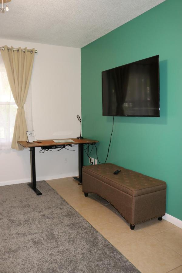 Hidden Emerald-Apartment With Kitchen And Laundry Lakeland Bagian luar foto