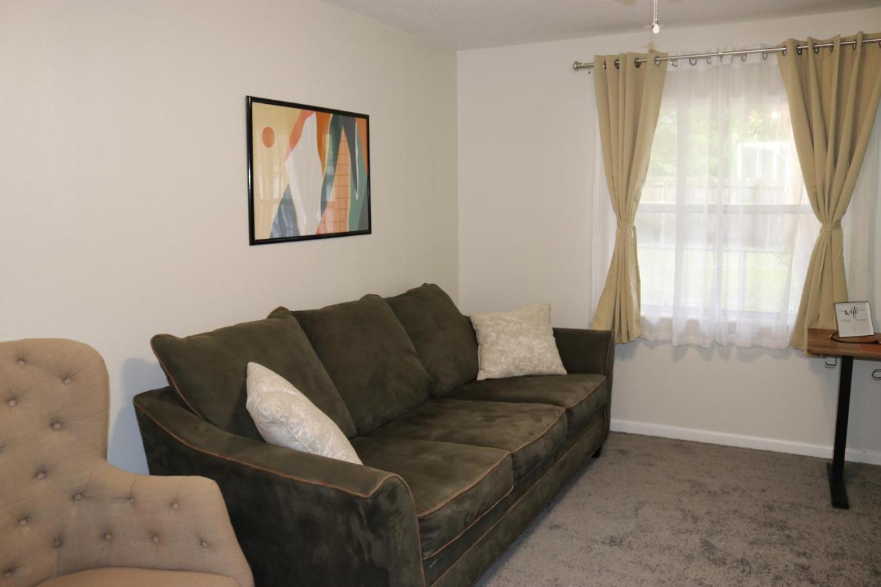 Hidden Emerald-Apartment With Kitchen And Laundry Lakeland Bagian luar foto